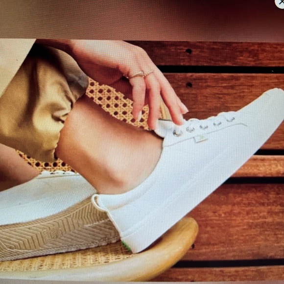 CARIUMA NIB OCA Low Off-White Canvas Sneaker - Picture 6 of 6